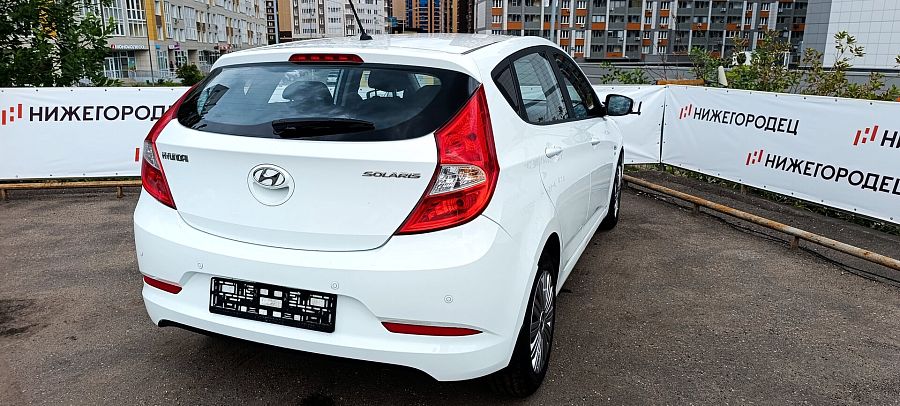 Hyundai Solaris 1.6 AT (123 л.с.), 2015