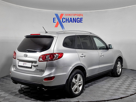 Hyundai Santa Fe 2.4 AT (174 л.с.) 4WD, 2011 — купить в Нижнем Новгороде