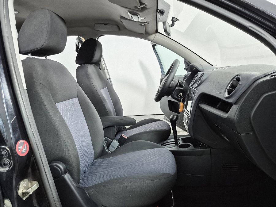 Ford Fusion 1.6 AT (101 л.с.), 2011