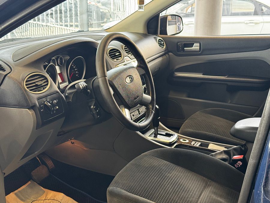 Ford Focus 2.0 AT (145 л.с.), 2008