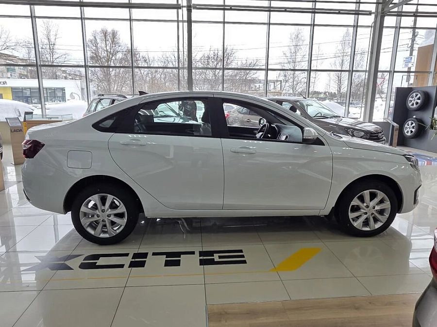 Lada (Ваз) Vesta 1.6 MT (106 л.с.), 2026 Lada (Ваз) Vesta 1.6 MT (106 л.с.), 2026