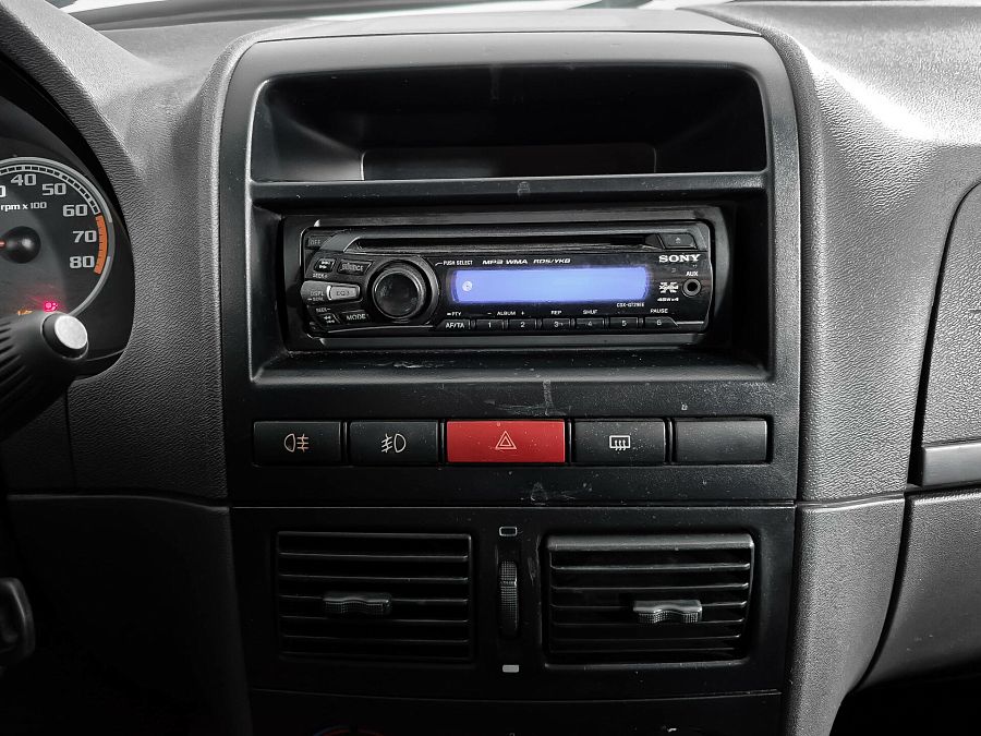 Fiat Albea 1.4 MT (77 л.с.), 2010 Fiat Albea 1.4 MT (77 л.с.), 2010