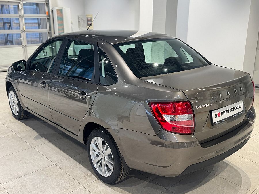 Lada (Ваз) Granta 1.6 MT (90 л.с.), 2026 Lada (Ваз) Granta 1.6 MT (90 л.с.), 2026