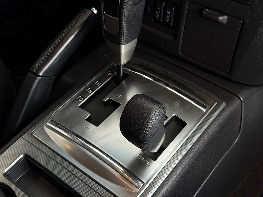 Mitsubishi Pajero 3.0 AT (178 л.с.) 4WD, 2013