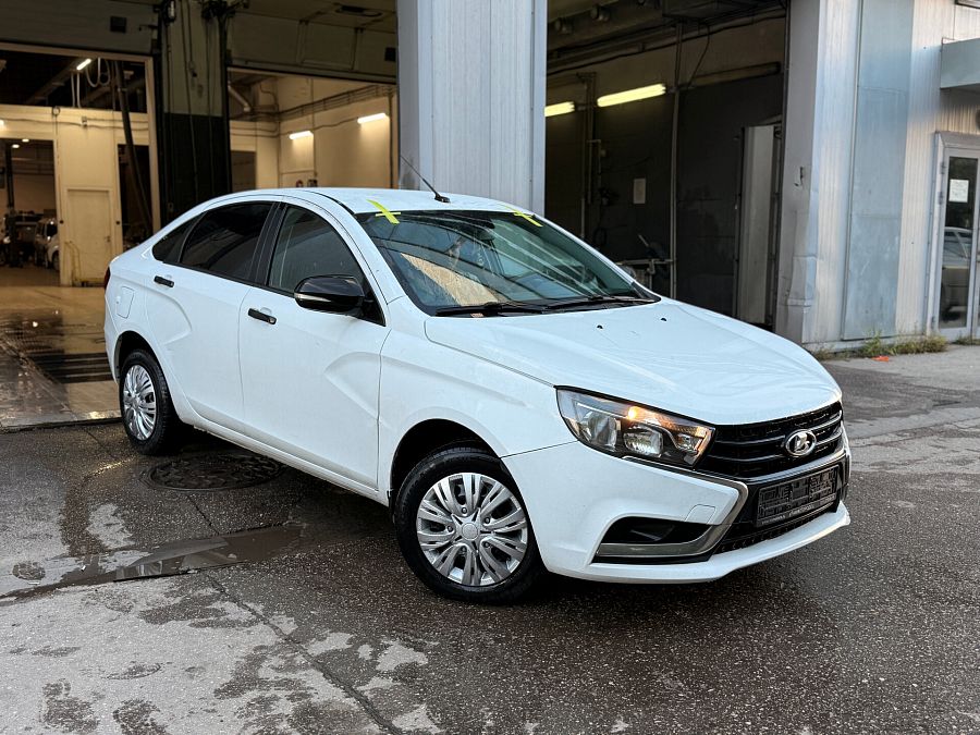 Lada (Ваз) Vesta 1.6 MT (106 л.с.), 2017