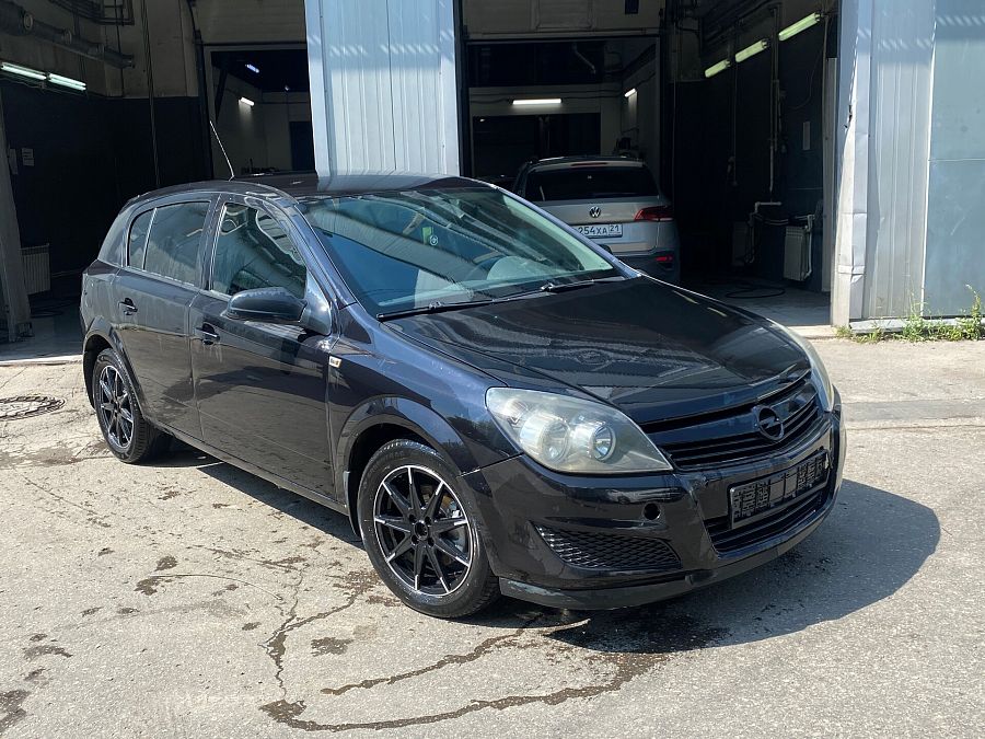 Opel Astra 1.4 MT (90 л.с.), 2009