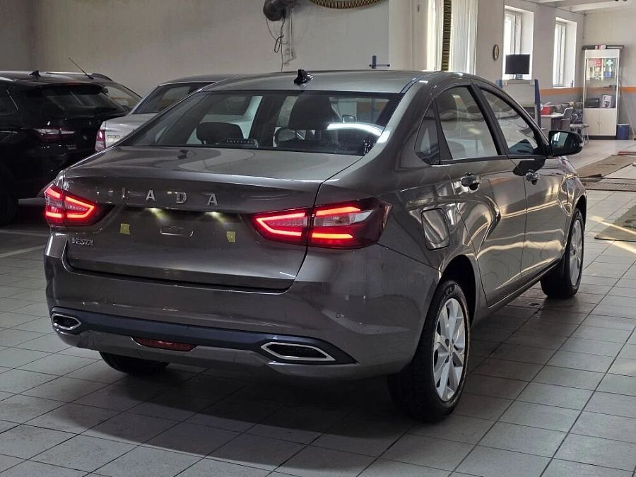 Lada (Ваз) Vesta 1.8 MT (122 л.с.), 2026