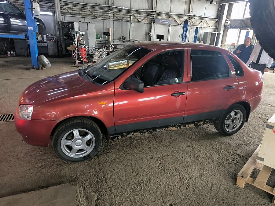 Lada (Ваз) Kalina 1.6 MT (84 л.с.), 2011 Lada (Ваз) Kalina 1.6 MT (84 л.с.), 2011