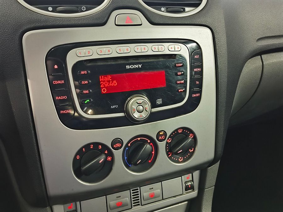 Ford Focus 1.6 MT (115 л.с.), 2009 Ford Focus 1.6 MT (115 л.с.), 2009