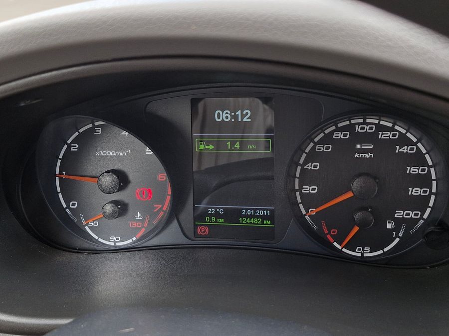 Lada (Ваз) Kalina 1.6 MT (98 л.с.), 2012