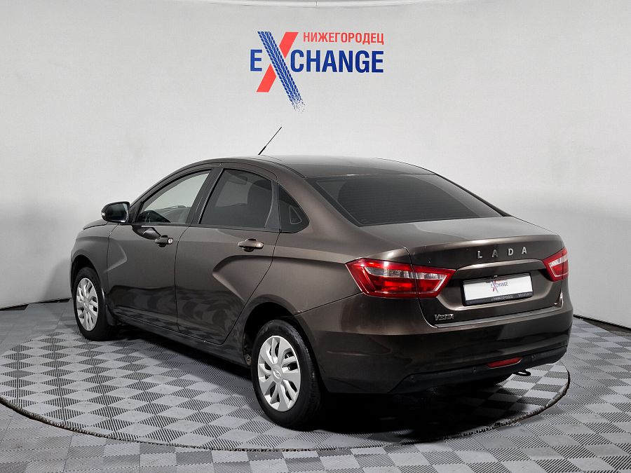 Lada (Ваз) Vesta 1.6 MT (106 л.с.), 2017