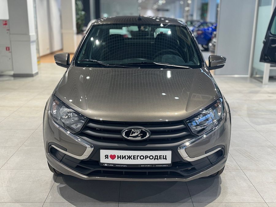 Lada (Ваз) Granta 1.6 MT (90 л.с.), 2026 Lada (Ваз) Granta 1.6 MT (90 л.с.), 2026