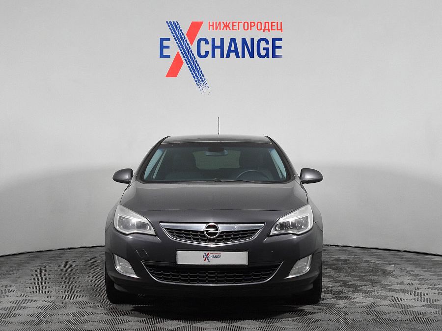 Opel Astra 1.6 MT (115 л.с.), 2012