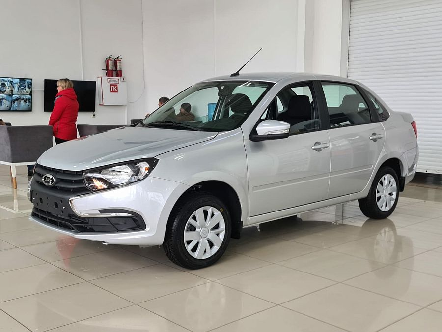 Lada (Ваз) Granta 1.6 MT (90 л.с.), 2026 Lada (Ваз) Granta 1.6 MT (90 л.с.), 2026