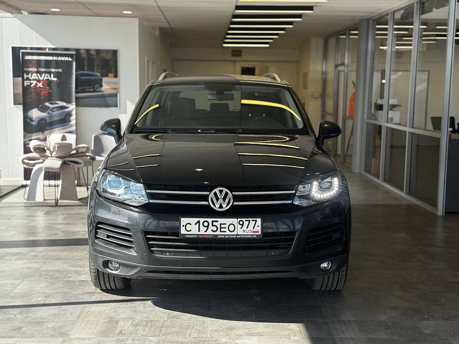 Volkswagen Touareg 3.6 AT (249 л.с.) 4WD, 2013