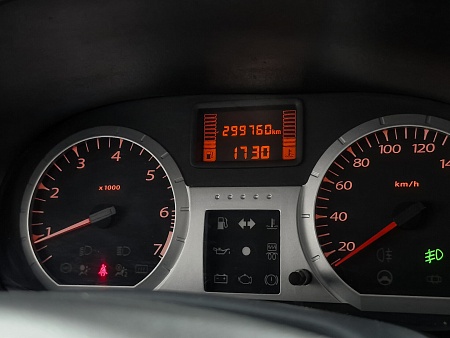 Lada (Ваз) Largus 1.6 MT (105 л.с.), 2016