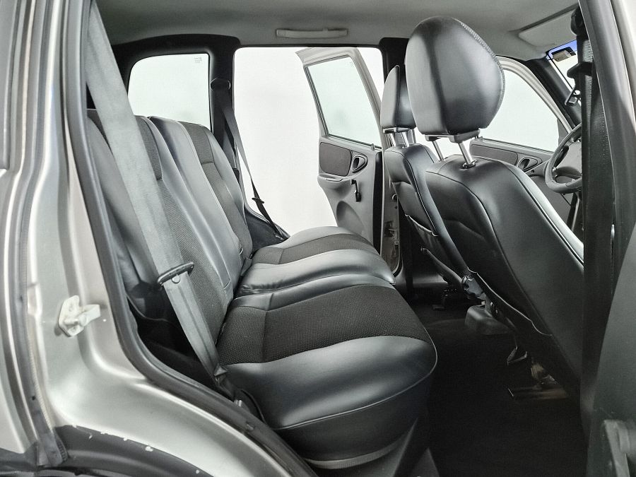 Chevrolet Niva 1.7 MT (80 л.с.) 4WD, 2007 Chevrolet Niva 1.7 MT (80 л.с.) 4WD, 2007