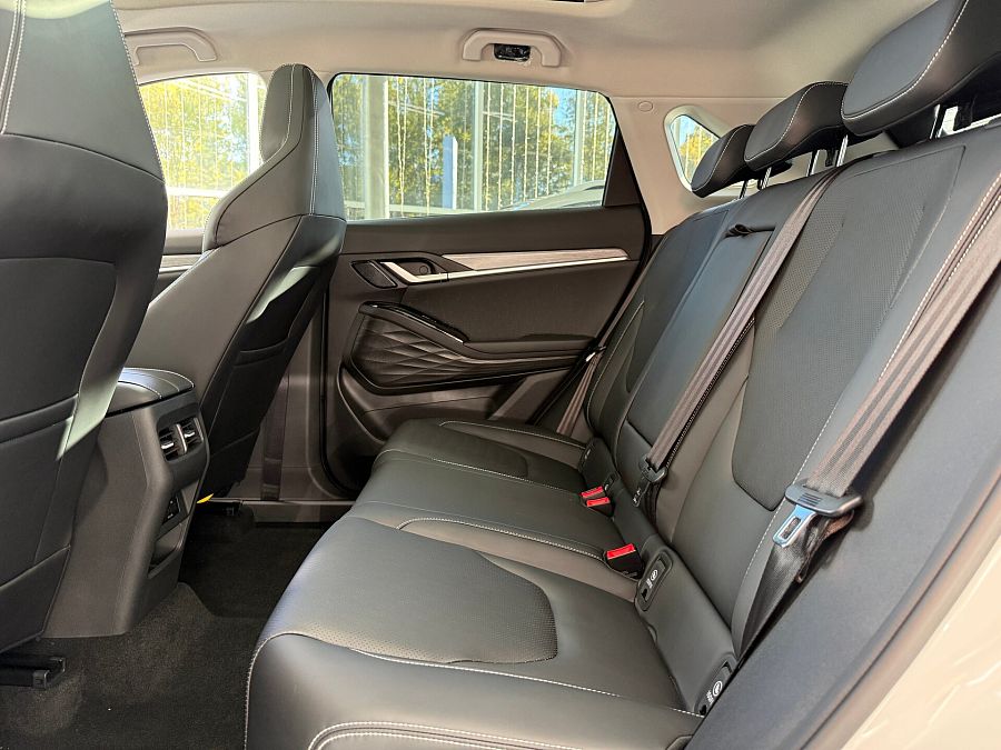 JAC JS6 1.5 AMT (174 л.с.), 2024 JAC JS6 1.5 AMT (174 л.с.), 2024