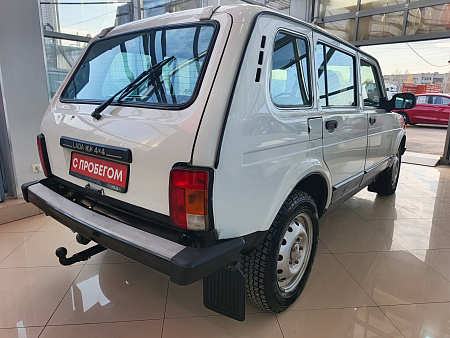 Lada (Ваз) 2131 (4x4) 213105 1.7 MT (83 л.с.) 4WD, 2015 Lada (Ваз) 2131 (4x4) 213105 1.7 MT (83 л.с.) 4WD, 2015 — купить в Нижнем Новгороде