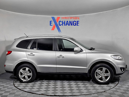 Hyundai Santa Fe 2.4 AT (174 л.с.) 4WD, 2011 — купить в Нижнем Новгороде