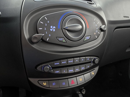 Chery IndiS (S18D) 1.3 MT (83 л.с.), 2012