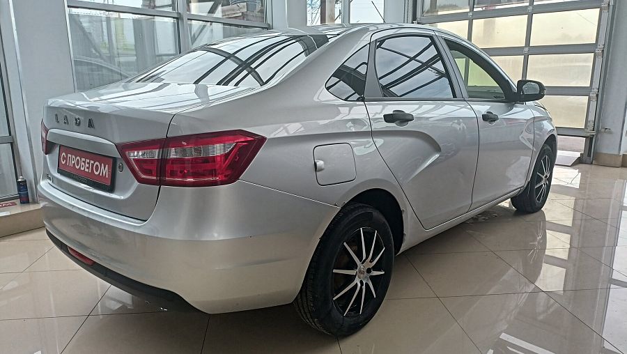 Lada (Ваз) Vesta 1.6 MT (106 л.с.), 2017