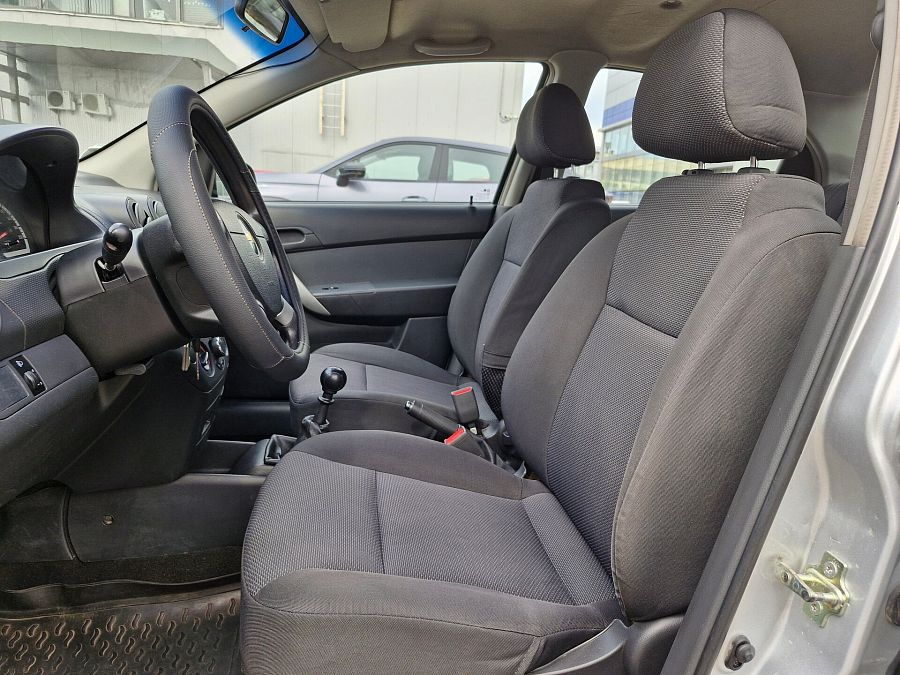 Chevrolet Aveo 1.4 MT (101 л.с.), 2010