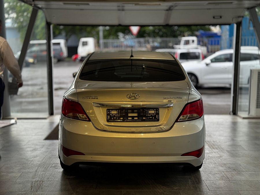 Hyundai Solaris 1.4 AT (107 л.с.), 2014