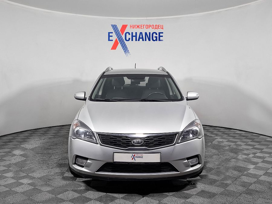 Kia Ceed 1.6 MT (122 л.с.), 2010 Kia Ceed 1.6 MT (122 л.с.), 2010